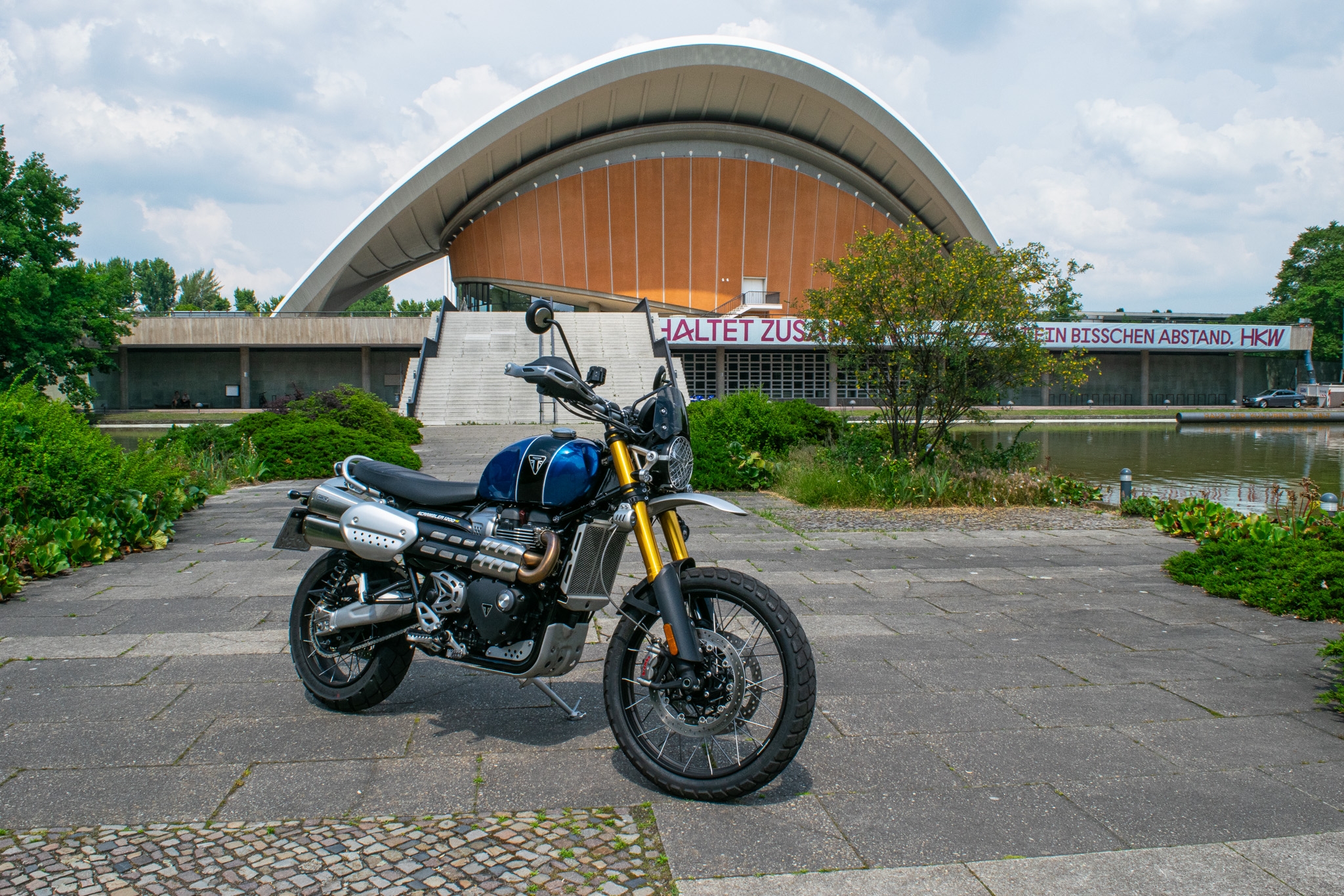 The Scrambler 1200 XE is proper fun. Some might know it from the latest James Bond movie.