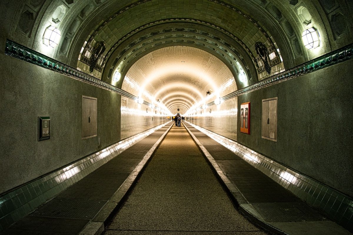 Today the Elbtunnels are only used by pedestrians and cyclists for crossing the Elbe fast and easy.