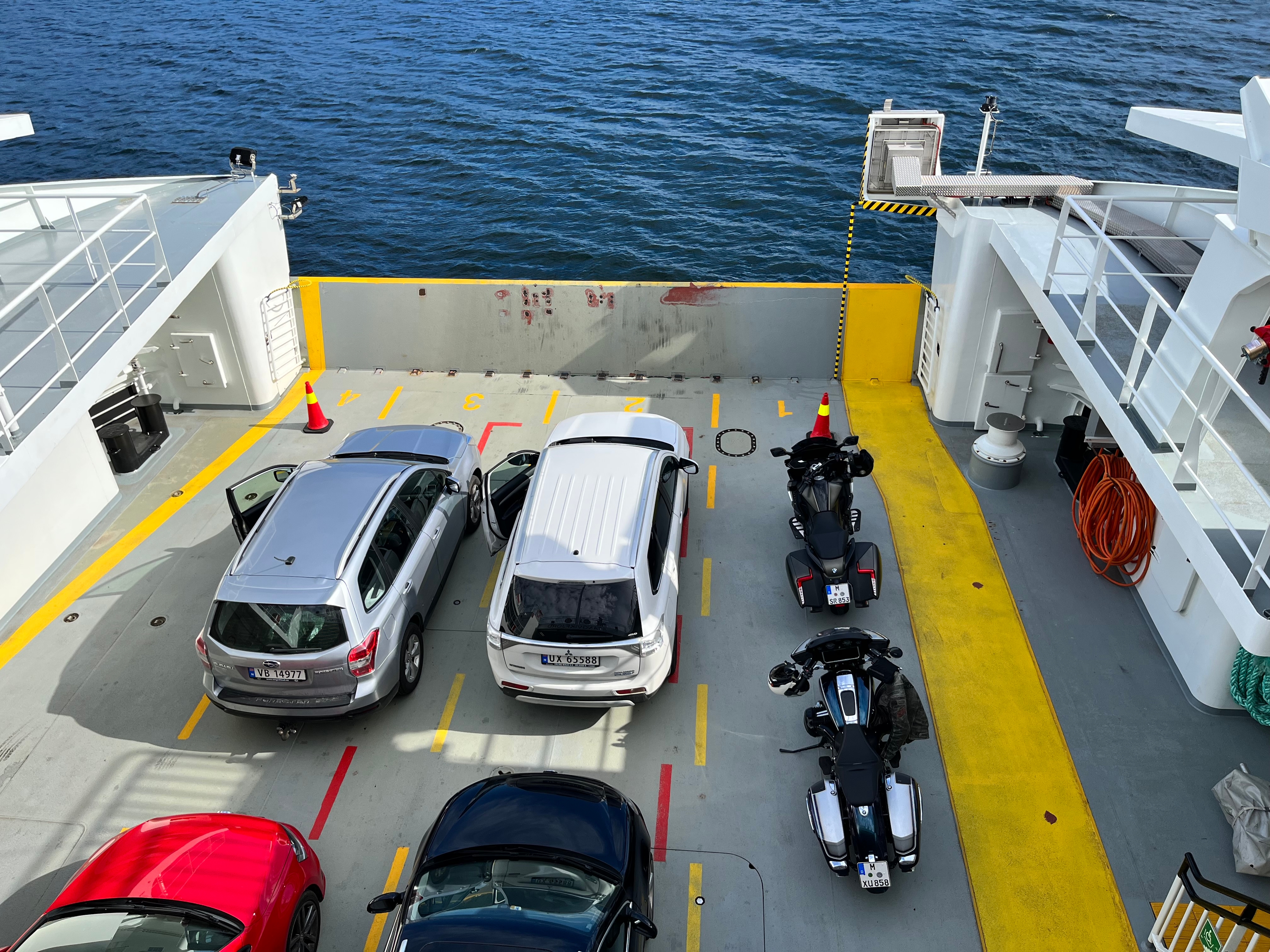 Going north to Smøla requires more ferries