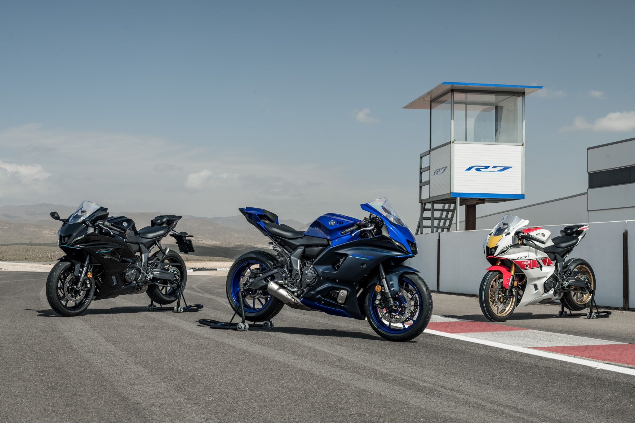 The new R7 family was displayed at the track.